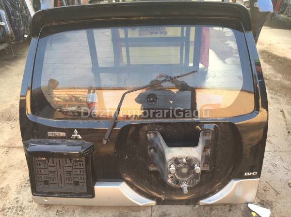 Luneta Mitsubishi Pajero I