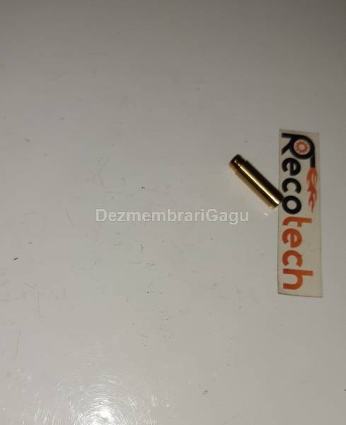 De vanzare ghid supapa AUDI A4 III (2004-), 2.5 Diesel, 120 KW second hand