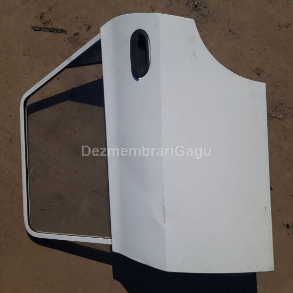 De vanzare usa stanga spate portiera stg DACIA 1310