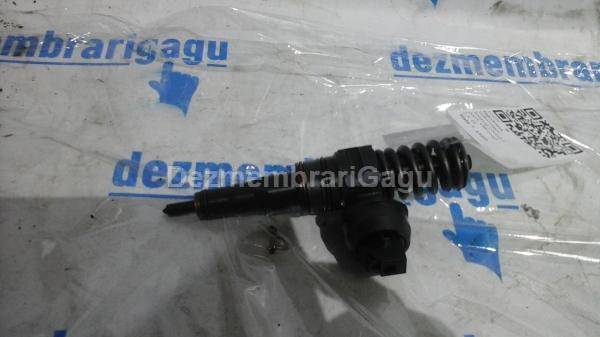 Vand injectoare VOLKSWAGEN TOUAREG (2002-), 2.5 Diesel, 128 KW din dezmembrari