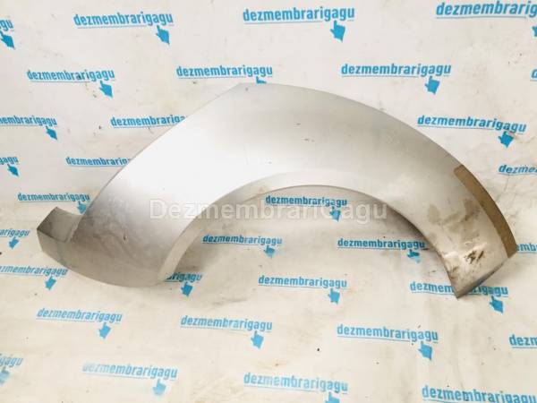 Bandou aripa spate D Ford Ka