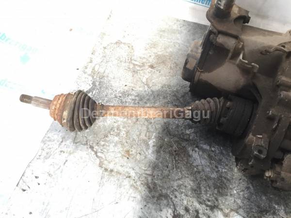 Planetara stanga fata VOLKSWAGEN GOLF III (1991-1998), 1.4 Benzina, 44 KW