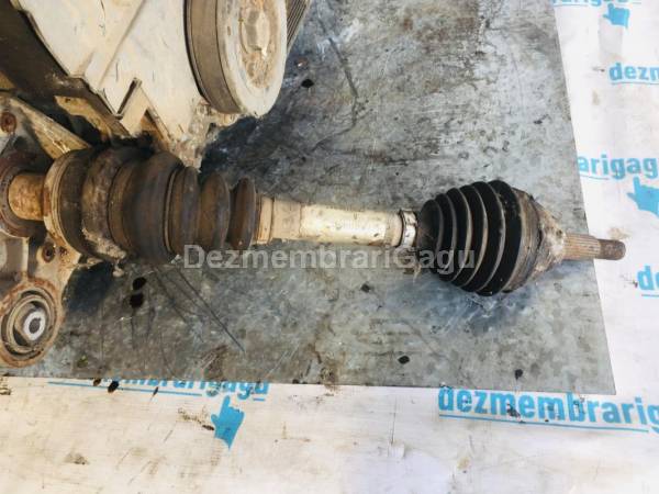 De vanzare planetara dreapta fata RENAULT LAGUNA I (1993-2001), 2.0 Benzina, 102 KW second hand