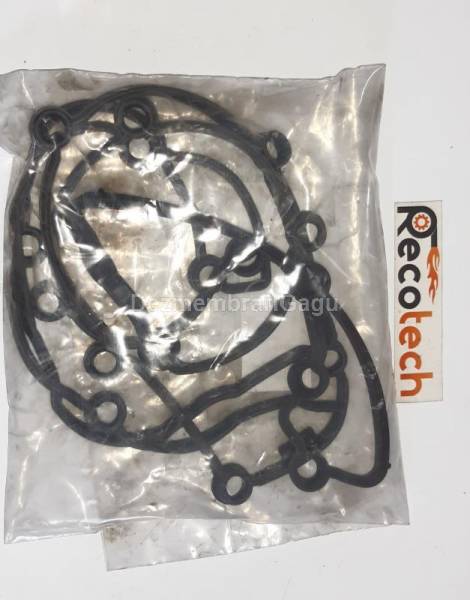 garnitura capac motor Mercedes Sprinter 3,5t