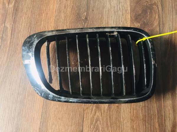 Vand grile capota BMW 3 E46 (1998-) din dezmembrari