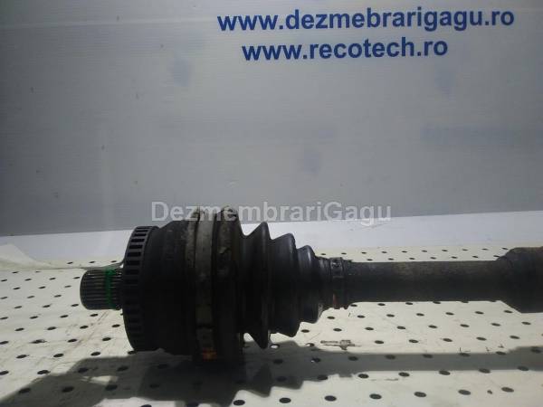 De vanzare planetara dreapta fata VOLKSWAGEN PASSAT / 3B2 - 3B5 (1996-2000), 1.8 Benzina, 92 KW second hand