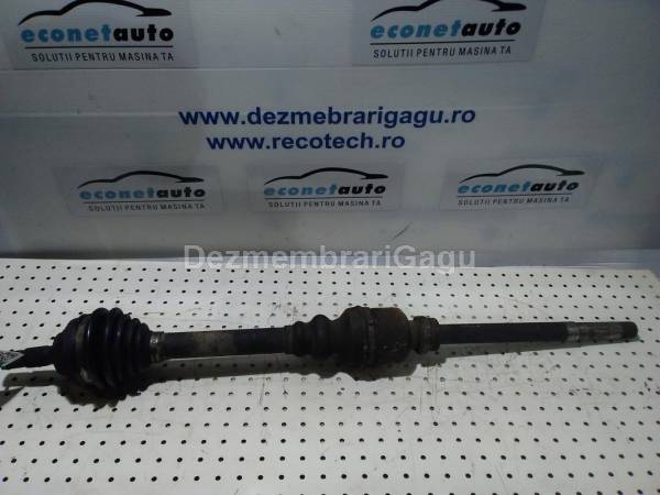 De vanzare planetara dreapta fata PEUGEOT 306, 1.8 Benzina, 81 KW