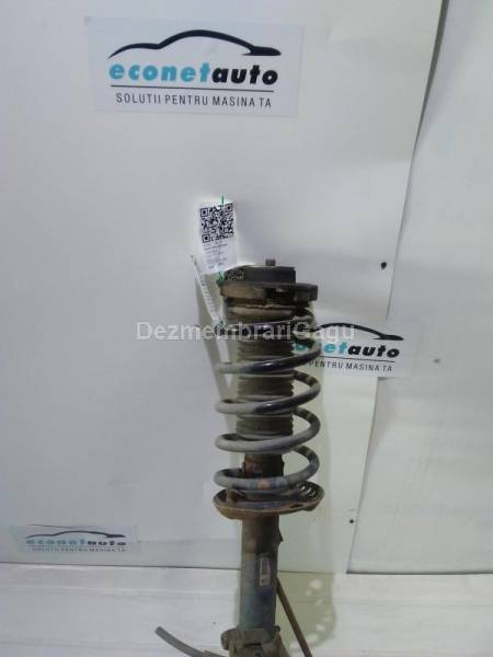 Arc fata dreapta Volkswagen Caddy I