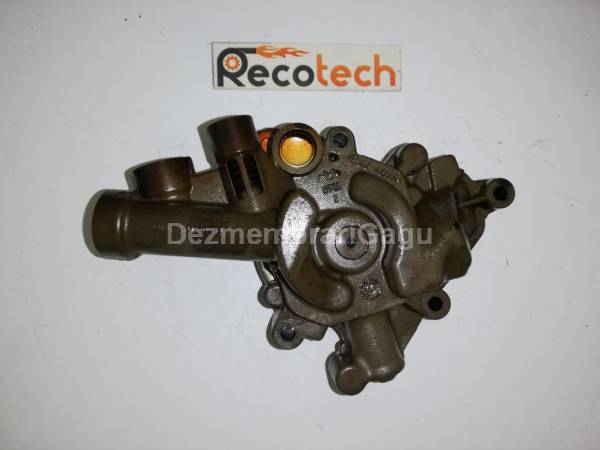 Vand pompa ulei MERCEDES C-CLASS / 204 (2007-), 1.8 Benzina, 135 KW din dezmembrari