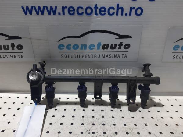 De vanzare rampa injectoare RENAULT MEGANE I (1996-2003), 1.6 Benzina, 55 KW second hand