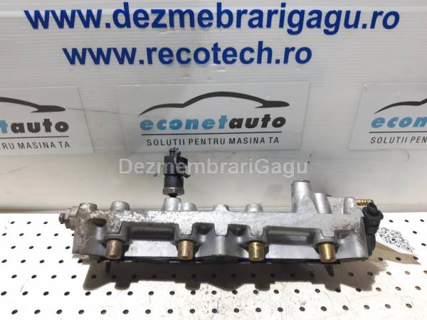 Vand rampa injectoare VOLKSWAGEN GOLF V (2003-), 1.6 Benzina din dezmembrari