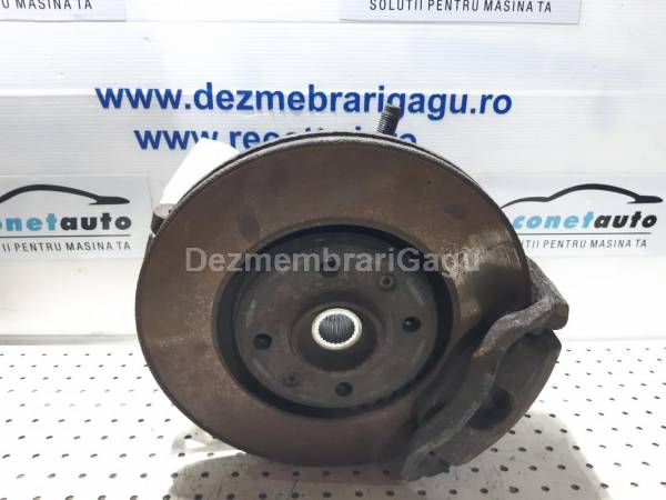 De vanzare fuzeta fata dreapta PEUGEOT 406, 2.0 Diesel