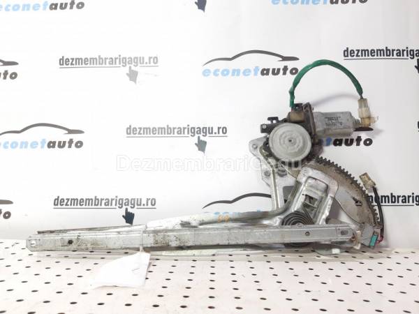 De vanzare macara geam ds MITSUBISHI L 200 (1996-2005)