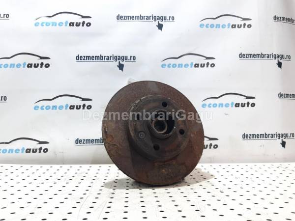 De vanzare fuzeta fata stanga RENAULT CLIO II (1998-), 1.5 Diesel