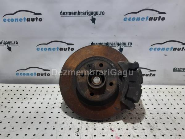 Vand fuzeta fata dreapta RENAULT CLIO II (1998-), 1.5 Diesel din dezmembrari