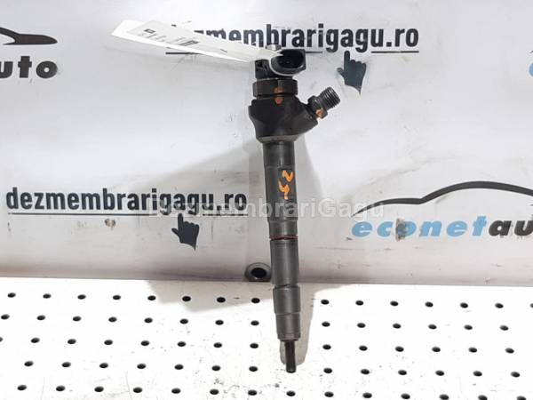 Vand injectoare VOLKSWAGEN GOLF, 1.6 Diesel, 77 KW din dezmembrari