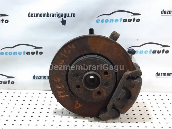 Vand fuzeta fata dreapta RENAULT MEGANE I (1996-2003), 1.6 Benzina