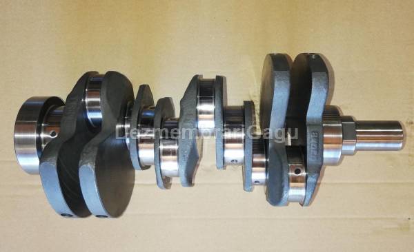 De vanzare vibrochen LAND ROVER DISCOVERY III (2004-), 2.7 Diesel, 140 KW