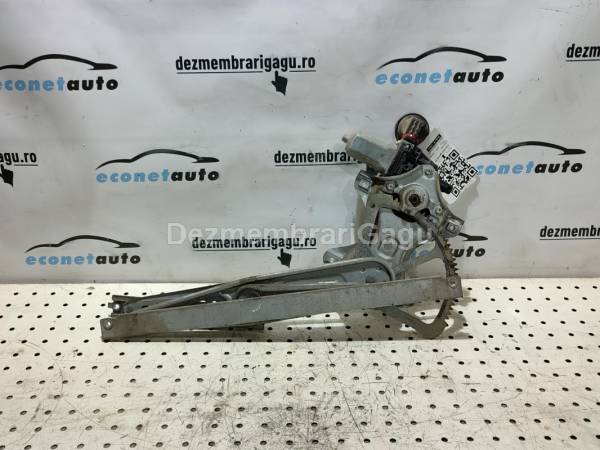 De vanzare macara geam df TOYOTA YARIS / P90 (2006-)