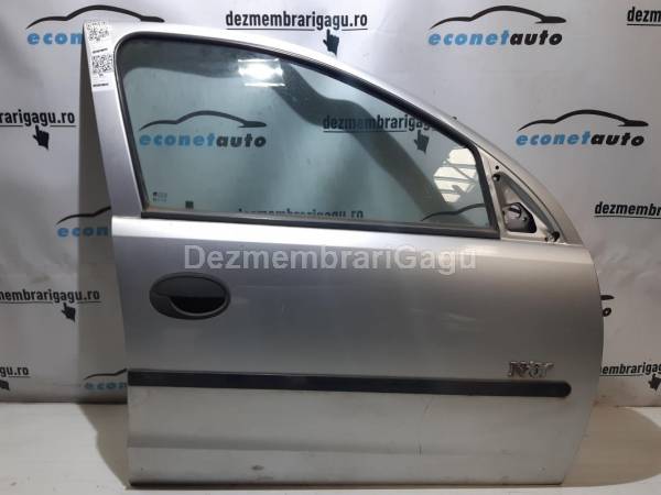 De vanzare usa dreapta fata portiera dr OPEL CORSA C (2000-)