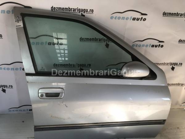 De vanzare usa dreapta fata portiera dr PEUGEOT 406