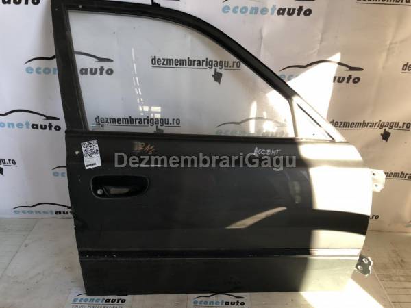 De vanzare usa dreapta fata portiera dr HYUNDAI ACCENT (2000-)