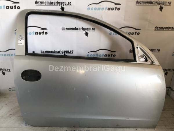 De vanzare usa dreapta fata portiera dr OPEL CORSA C (2000-)