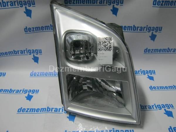 Far dreapta Ford Transit V