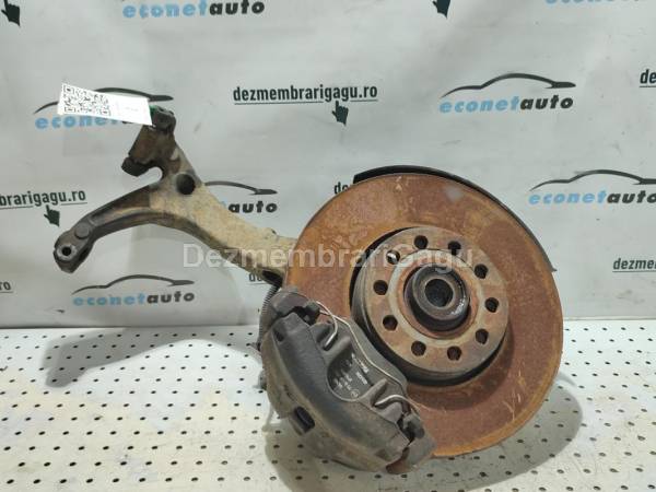 De vanzare fuzeta fata dreapta VOLKSWAGEN PASSAT / 3B3 - 3B6 (2000-2005), 1.9 Diesel