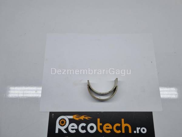 Cuzinet arbore Audi 200