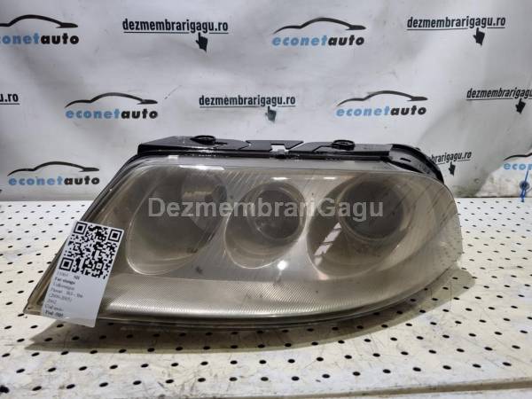 Vand far stanga VOLKSWAGEN PASSAT / 3B3 - 3B6 (2000-2005)