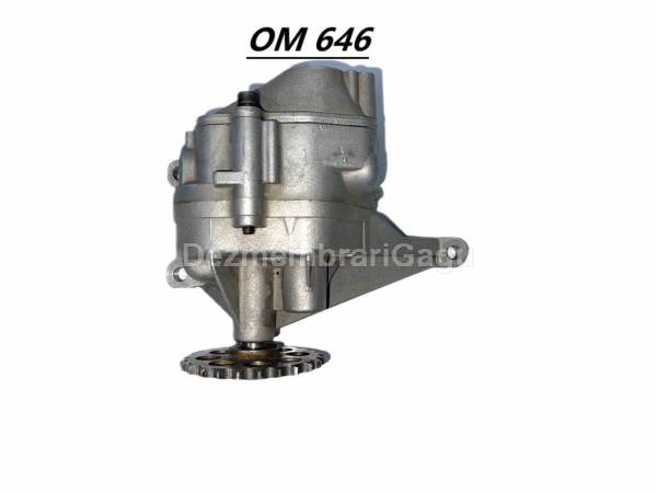 Vand pompa ulei MERCEDES C-CLASS / 203 (2000-), 2.1 Diesel, 90 KW