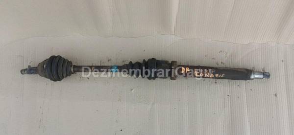 De vanzare planetara dreapta fata FORD FIESTA V (2001-), 1.4 Diesel